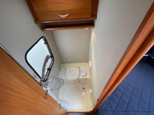 DETHLEFFS Beduin 510 DB bj.2004, VOORTENT, MOVER, DOUCHE - Afbeelding 23