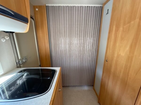 KNAUS Vimara 400 bj.2002, met STAPELBED, VOORTENT, UITBOUW - Afbeelding 26
