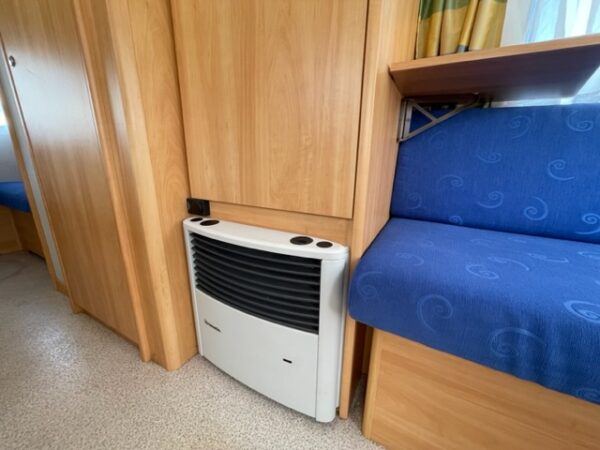 KNAUS Vimara 400 bj.2002, met STAPELBED, VOORTENT, UITBOUW - Afbeelding 24