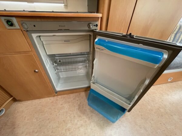 AVENTO 420 TLH bj.2004, TOP STAAT, met VOORTENT - Afbeelding 15
