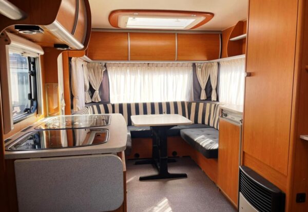 Dethleffs Travel Sleeper bj.2006 met mover, voortent, luifel - Afbeelding 9