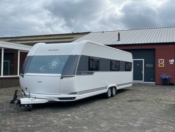 HOBBY VIP 695, bj.2015, 5 SLAAPPLAATSEN, NIEUWE VOORTENT - Afbeelding 2