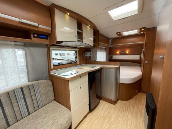 LMC Musica 470 bj.2010, TRUMA MOVER, FRANS BED, ZAKLUIFEL - Afbeelding 10