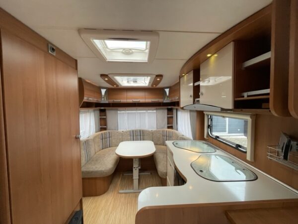 LMC Musica 470 bj.2010, TRUMA MOVER, FRANS BED, ZAKLUIFEL - Afbeelding 4