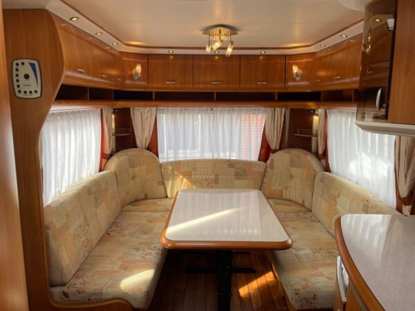 Hobby 540 ufe, BJ. 2007 Met mover en voortent TOPSTAAT - Afbeelding 6