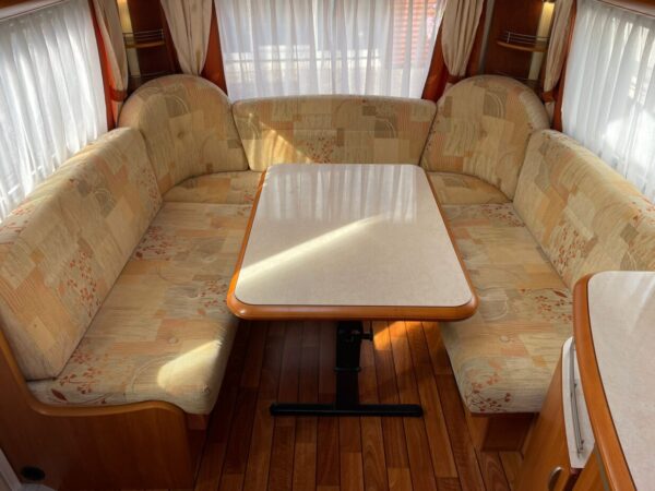 Hobby 540 ufe, BJ. 2007 Met mover en voortent TOPSTAAT - Afbeelding 8