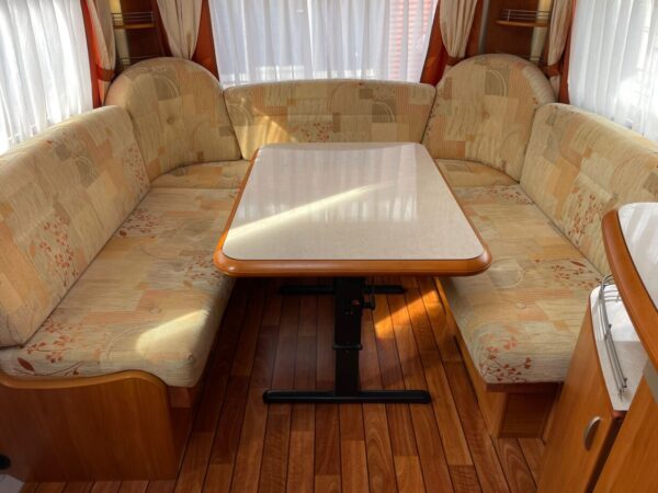 Hobby 540 ufe, BJ. 2007 Met mover en voortent TOPSTAAT - Afbeelding 9