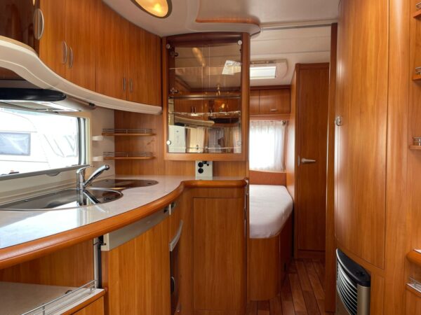 Hobby 540 ufe, BJ. 2007 Met mover en voortent TOPSTAAT - Afbeelding 17