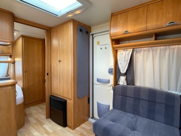 HOBBY Excellent Easy 460 UFE bj.2004, met VOORTENT en LUIFEL - Afbeelding 21