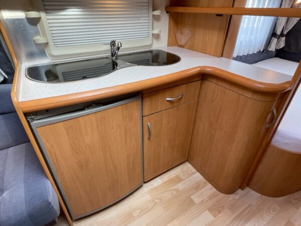 HOBBY Excellent Easy 460 UFE bj.2004, met VOORTENT en LUIFEL - Afbeelding 19