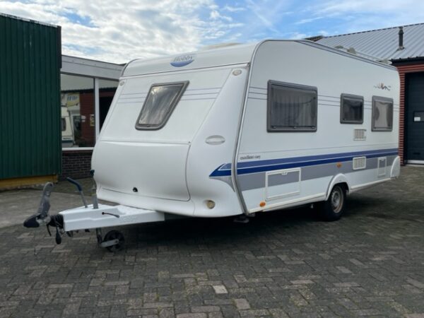 HOBBY Excellent Easy 460 UFE bj.2004, met VOORTENT en LUIFEL - Afbeelding 2
