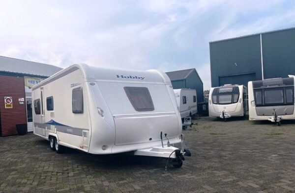 Hobby Prestige 650 UMFE bj.2010, 5/6 PERSOONS, VOORTENT