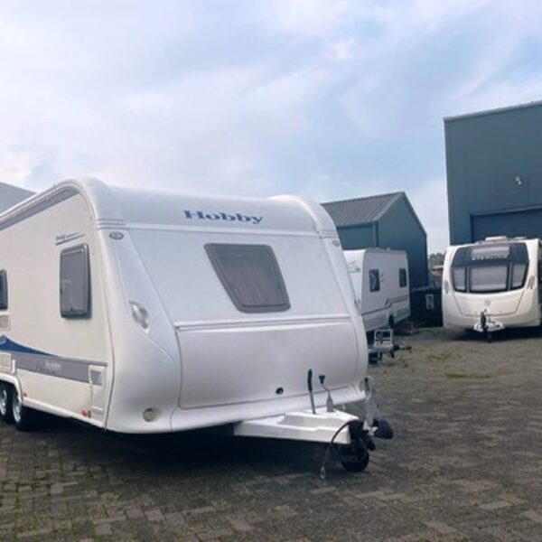 Hobby Prestige 650 UMFE bj.2010, 5/6 PERSOONS, VOORTENT