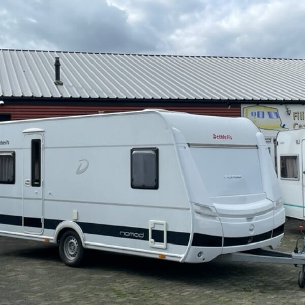 DETHLEFFS Nomad 470 FR bj.2015, FRANSBED, DOUCHE, VOORTENT