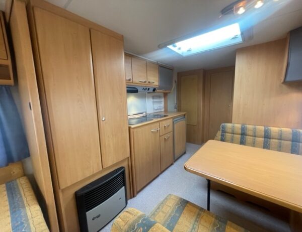 KNAUS Sudwind 550 bj.2004, 6 SLAAPPLAATSEN, DOUCHE, VOORTENT - Afbeelding 26