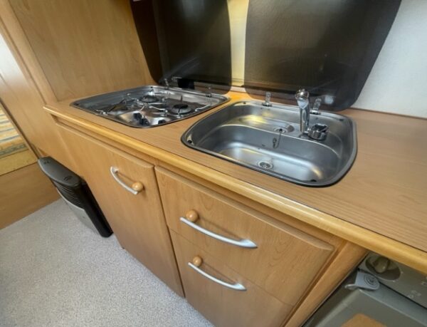 KNAUS Sudwind 550 bj.2004, 6 SLAAPPLAATSEN, DOUCHE, VOORTENT - Afbeelding 19