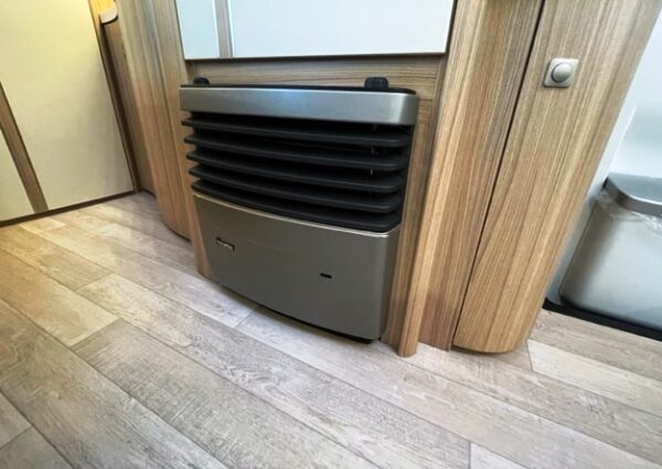 FENDT Bianco Selection 465 SFB bj.2019, SAFARI ROOM, DOUCHE - Afbeelding 28