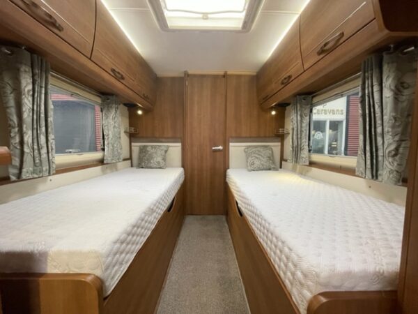 BUCCANEER CLIPPER bj.2015, ALDE, MOVER, DOUCHE, ZONNEPANEEL - Afbeelding 11