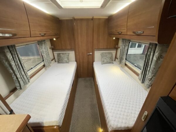 BUCCANEER CLIPPER bj.2015, ALDE, MOVER, DOUCHE, ZONNEPANEEL - Afbeelding 12