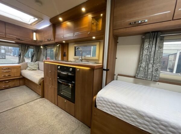 BUCCANEER CLIPPER bj.2015, ALDE, MOVER, DOUCHE, ZONNEPANEEL - Afbeelding 14