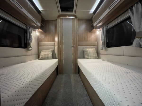 COACHMAN VIP 565 bj.2019, ALDE, DOUCHECABINE, ZAKLUIFEL - Afbeelding 10