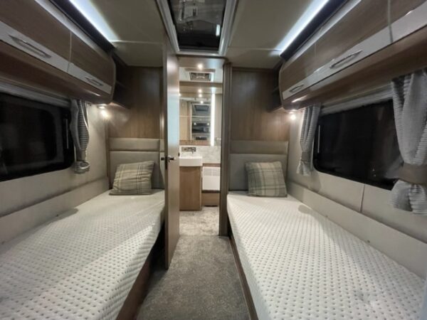 COACHMAN VIP 565 bj.2019, ALDE, DOUCHECABINE, ZAKLUIFEL - Afbeelding 11