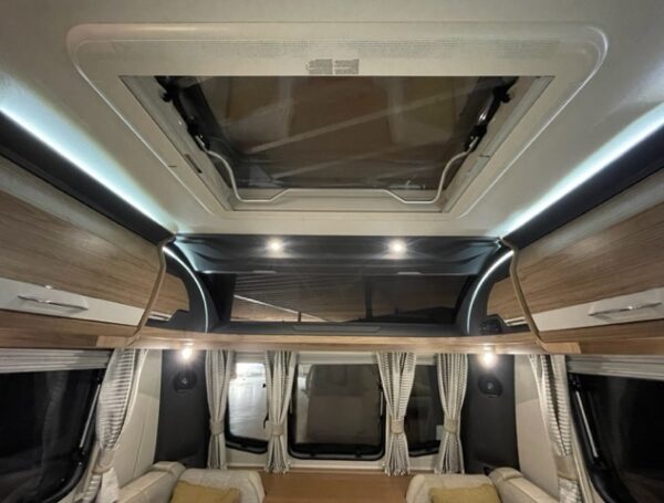 COACHMAN VIP 565 bj.2019, ALDE, DOUCHECABINE, ZAKLUIFEL - Afbeelding 24