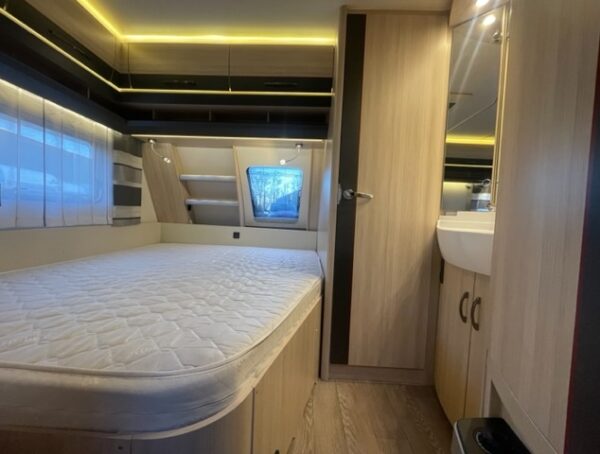 HOBBY de Luxe 560 KMFE bj.2017, 3 x STAPELBED, AICRO - Afbeelding 7