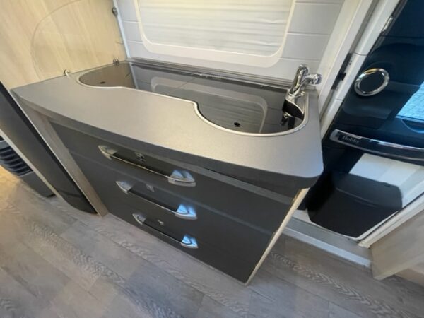 HOBBY de Luxe 560 KMFE bj.2017, 3 x STAPELBED, AICRO - Afbeelding 17