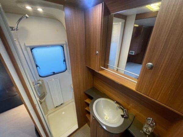 ADRIA Adora 613 HT bj.2013, met MOVER, AIRCO, ALDE, DOUCHE - Afbeelding 26