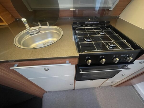 ADRIA Adora 613 HT bj.2013, met MOVER, AIRCO, ALDE, DOUCHE - Afbeelding 20