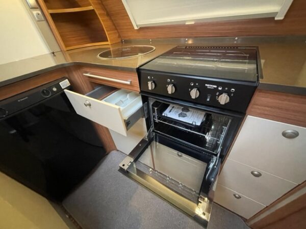 ADRIA Adora 613 HT bj.2013, met MOVER, AIRCO, ALDE, DOUCHE - Afbeelding 21
