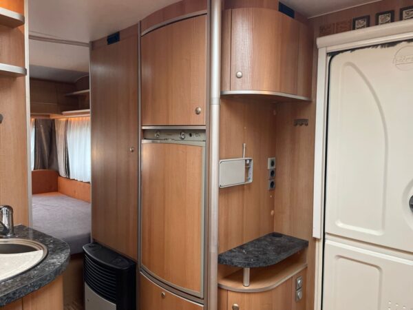 BURSTNER BELCANTO 525 TL bj. 2007 MOVER, AIRCO en ZAKLUIFEL - Afbeelding 25