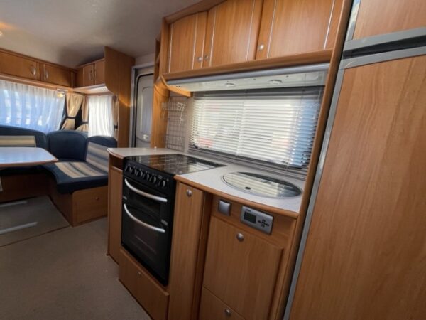 ADRIA Classica 743 UP bj.2008, ALDE, DOUCHE, QUEENSBED - Afbeelding 16