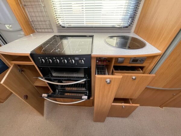 ADRIA Classica 743 UP bj.2008, ALDE, DOUCHE, QUEENSBED - Afbeelding 19