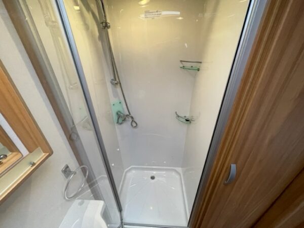 LUNAR Lexon 640 bj.2015, VOORTENT, MOVER, BANKAIRCO, DOUCHE - Afbeelding 23