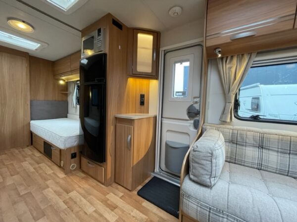 LUNAR Lexon 640 bj.2015, VOORTENT, MOVER, BANKAIRCO, DOUCHE - Afbeelding 18