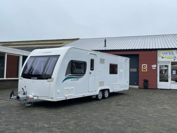 LUNAR Lexon 640 bj.2015, VOORTENT, MOVER, BANKAIRCO, DOUCHE