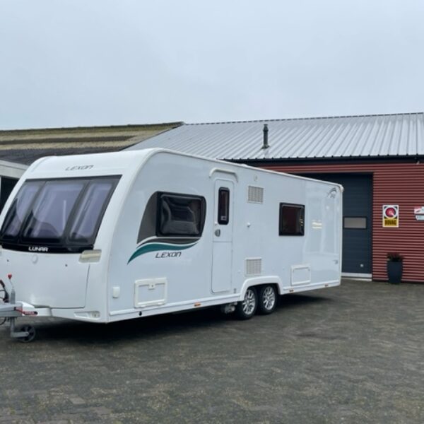 LUNAR Lexon 640 bj.2015, VOORTENT, MOVER, BANKAIRCO, DOUCHE