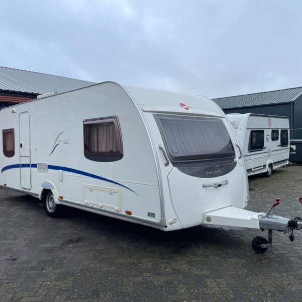 BURSTNER BELCANTO 525 TL bj. 2006 MOVER, AIRCO en VOORTENT