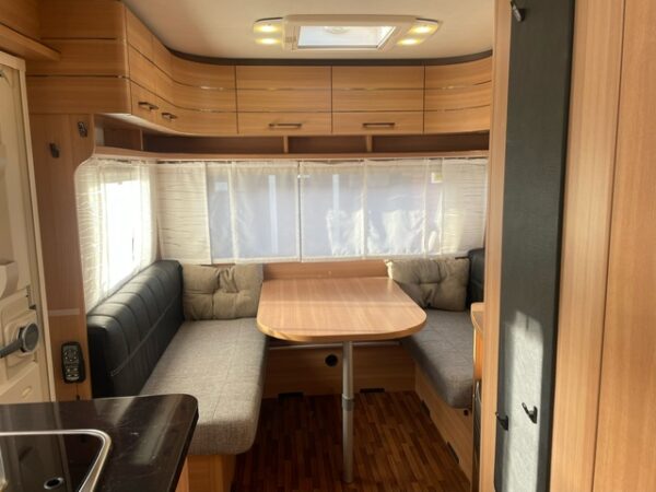 LMC Style 450D bj. 2015,MOVER NIEUWE ZAKLUIFEL EN QUEENSBED - Afbeelding 8