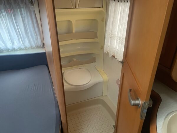 Hobby Prestige 650UMFE, bj.2008 met voortent - Afbeelding 12