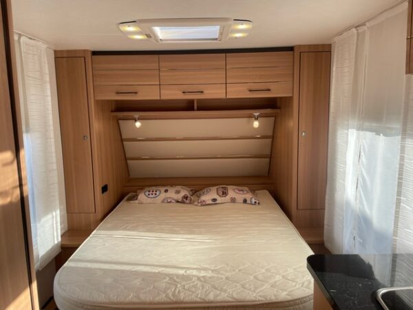 LMC Style 450D bj. 2015,MOVER NIEUWE ZAKLUIFEL EN QUEENSBED - Afbeelding 5