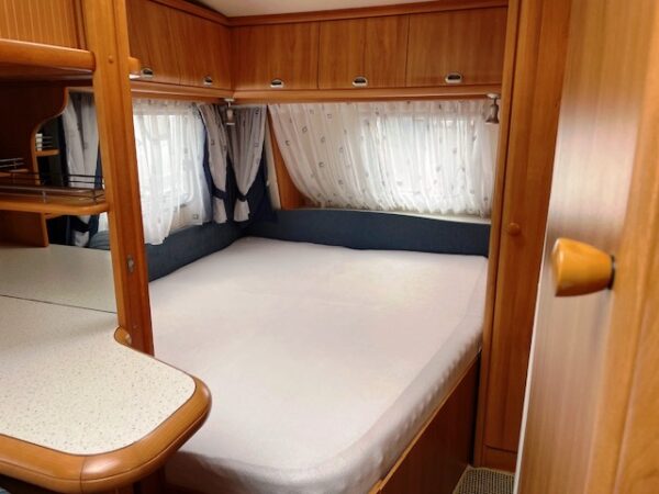 Hobby De luxe 560 Kmfe, bj.2006, 7 persoons, mover, voortent - Afbeelding 9