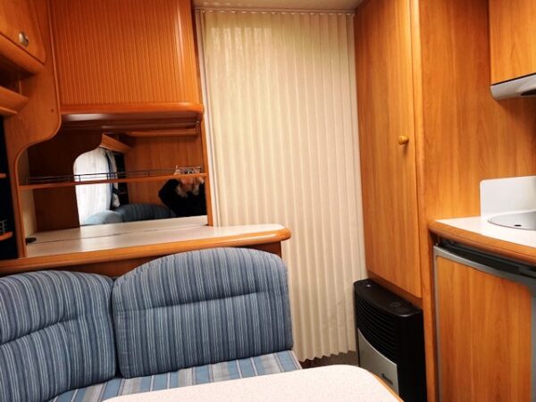Hobby De luxe 560 Kmfe, bj.2006, 7 persoons, mover, voortent - Afbeelding 25