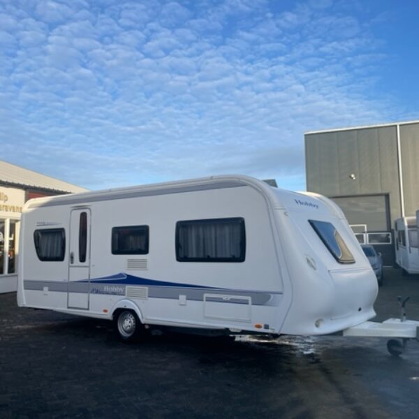 HOBBY Prestige 560 UL bj.2010, met MOVER, VOORTENT