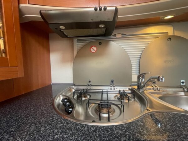 HOBBY Prestige 560 UL bj.2010, met MOVER, VOORTENT - Afbeelding 14