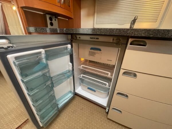 HOBBY Prestige 560 UL bj.2010, met MOVER, VOORTENT - Afbeelding 17