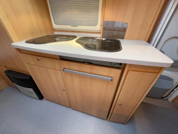 TEC Travel King 555 TK bj.2008, 6 SLAAPPLAATSEN, VOORTENT - Afbeelding 18