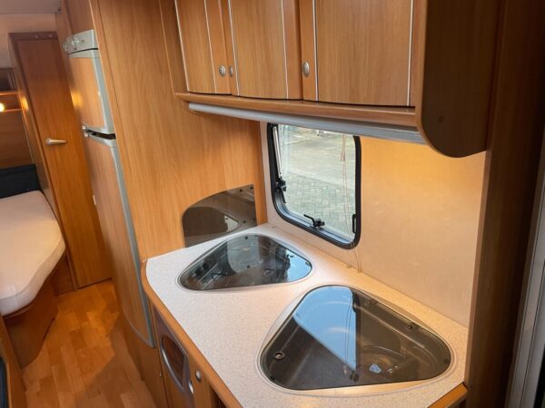 Adria Classica 613 PK, BJ.2008 Alde en Airco6 slaapplaatsen - Afbeelding 28